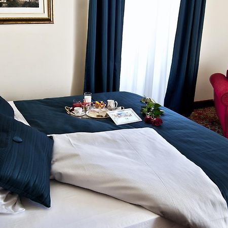 Hotel Beau Site - Antica Residenza Rzym Zewnętrze zdjęcie