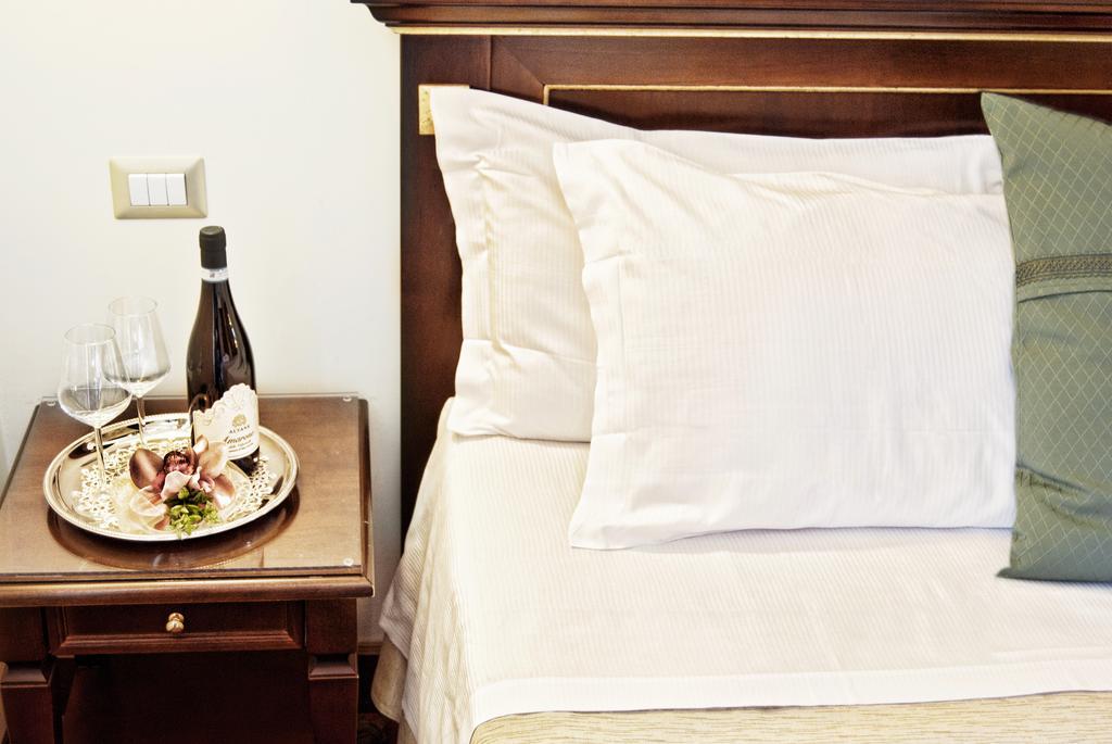 Hotel Beau Site - Antica Residenza Rzym Zewnętrze zdjęcie