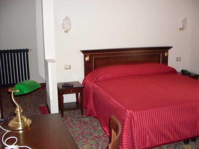 Hotel Beau Site - Antica Residenza Rzym Zewnętrze zdjęcie