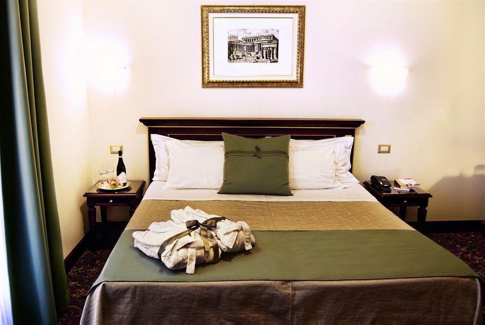 Hotel Beau Site - Antica Residenza Rzym Zewnętrze zdjęcie